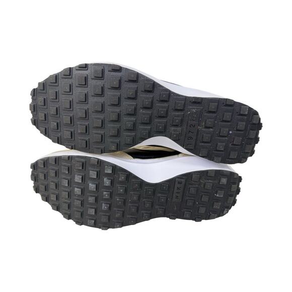 Nike Waffle Debut Womens 10 Sanddrift White Shoes Athletic Running DH9523-102 - Picture 7 of 10